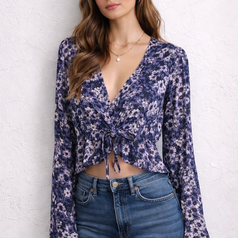 NWT  SUNDAY BEST PURPLE FLORAL TIE TOP M